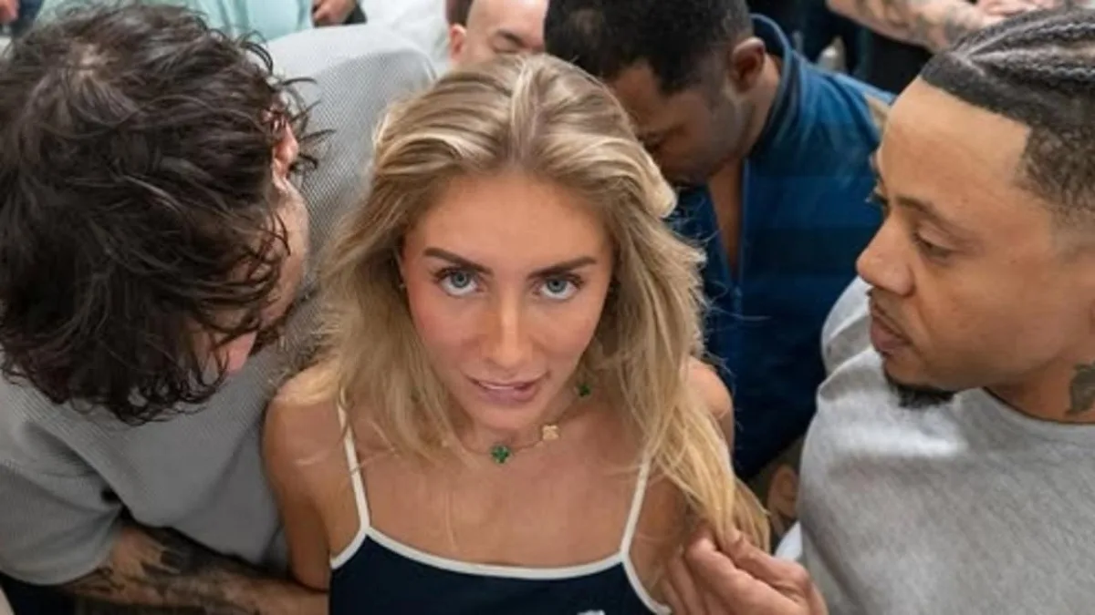 Jejak Hidup Bonnie Blue, Kreator Konten Dewasa yang Seret Merah Putih di Depan KBRI