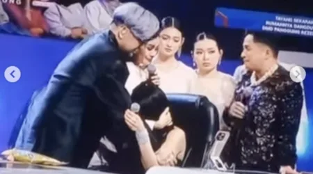 Dugaan Penelantaran Anak dan Tangis di Panggung, Denada Dikepung Tuntutan Boikot