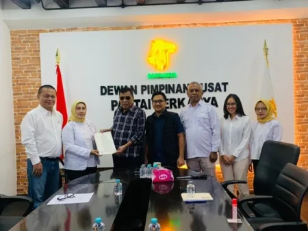 Ketua Umum DPP Partai Berkarya, Muchdi PR Menunjuk Nuke Purwani sebagai Ketua DPW Partai Berkarya Provinsi Jawa Barat