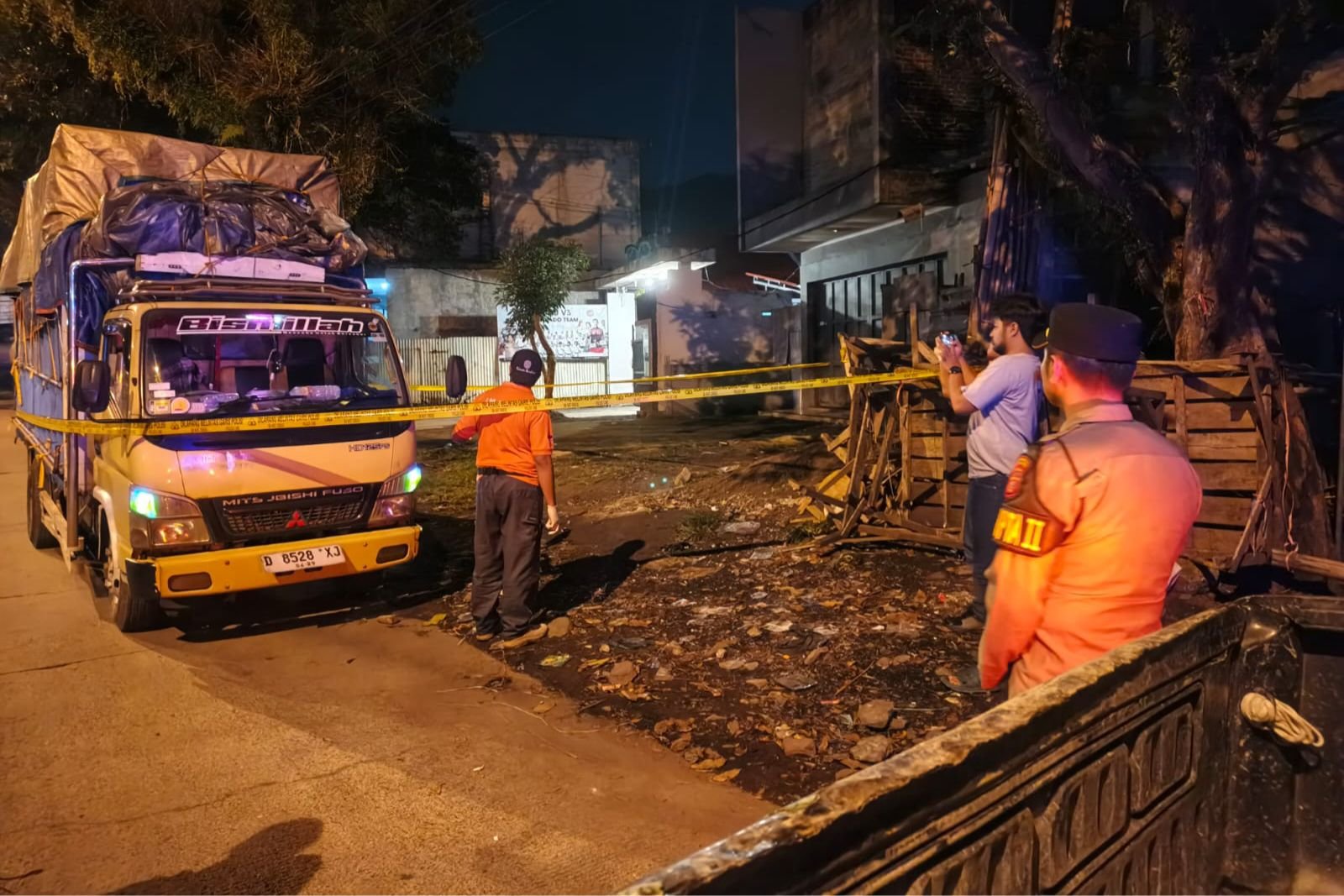Terparkir Berjam-Jam di Pinggir Jalan, Sopir Truk Meninggal Dunia di Tugu Baleendah