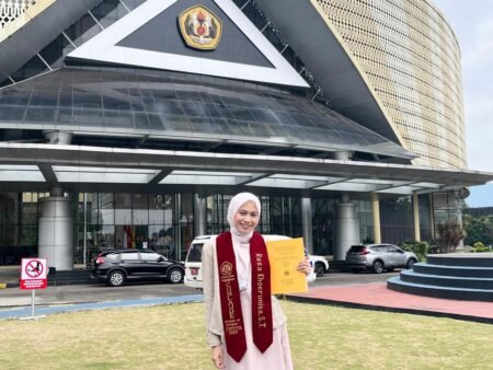 Kisah Resa: Gadis Banjaran Penakluk Geologi yang Buktikan Prestasi Bisa Tembus Batas Biaya