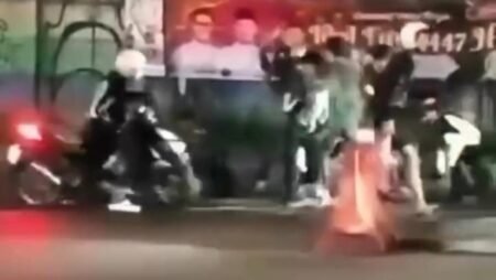 Cimahi Mencekam! Pemotor Diserang Brutal Geng Motor di Cibeureum, Polisi Buru Pelaku