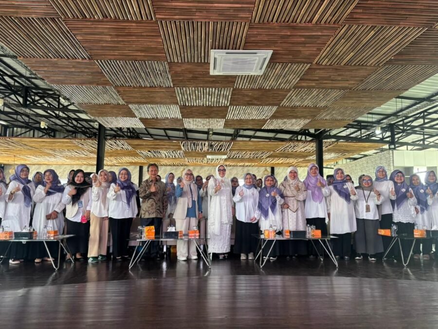 Jabar Masuki Era ‘Aging Population’, Komisi V DPRD Dukung Penuh Sekolah Lansia Perempuan ‘Nyaah Ka Indung’