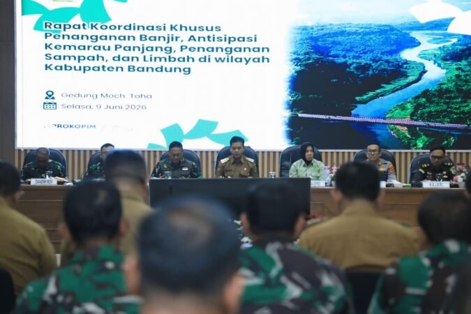 Siasat Dadang Supriatna Atasi Banjir & Sampah: Dari Danau Retensi Hingga ASN Wajib Bawa Tumbler!