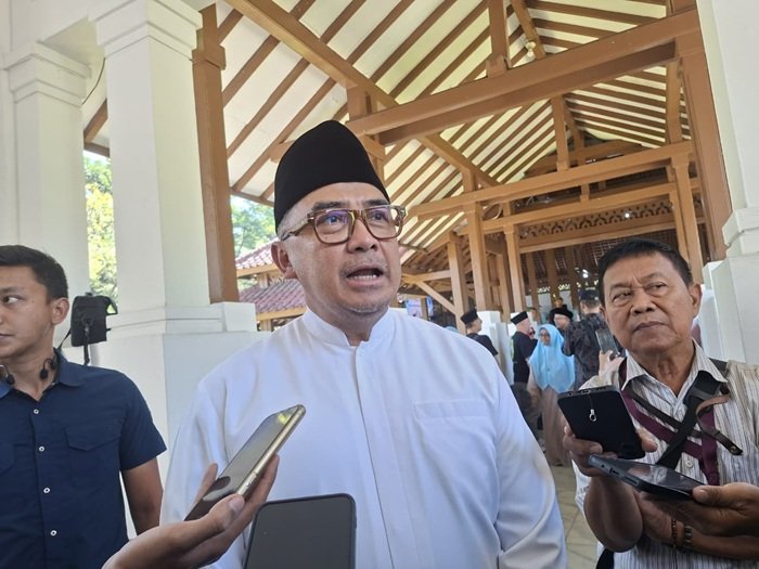 Farhan Tegaskan Trotoar Bukan Tempat Parkir, Pelanggar akan Ditindak