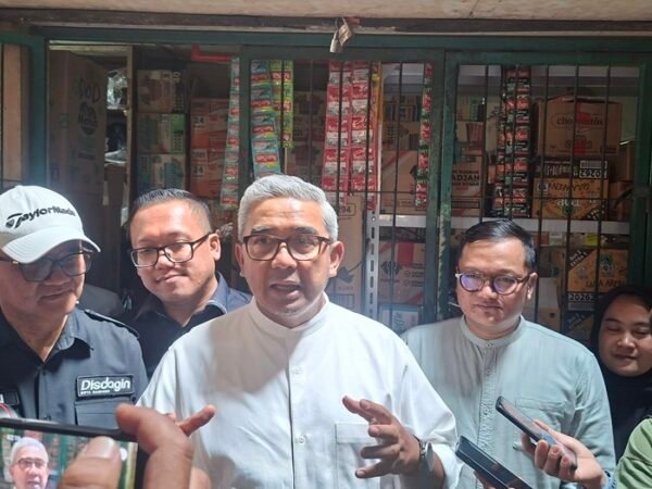 Harga Ayam dan Timun Naik Drastis, Farhan Pastikan Pasokan Pangan di Kota Bandung Aman