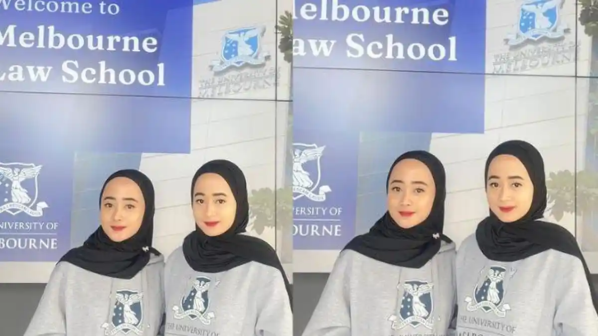 Dari SPG Jadi Mahasiswi Melbourne, Kisah Juang Kembar Anak Buruh Tani Tampar Balik Kritik Beasiswa Negara!