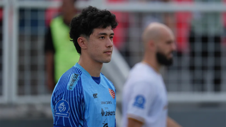 Persija Kurangi Stok Kiper, Cyrus Margono Jalani Masa Peminjaman Musim 2026/2027