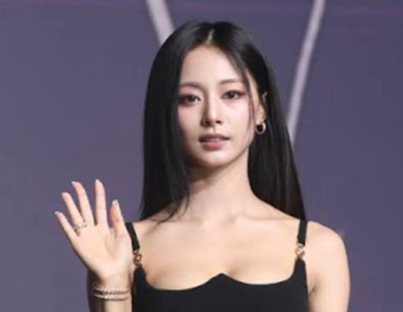 Tzuyu Dikabarkan Hengkang dari JYP, Begini Respons Resmi Agensi TWICE