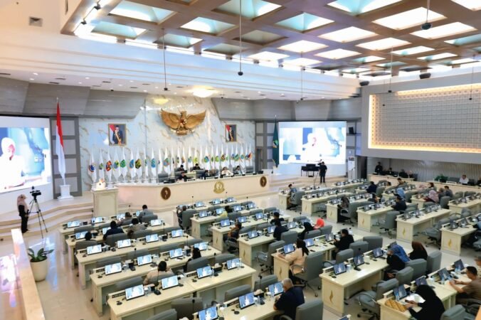 Fraksi DPRD Jabar Beri Masukan Anggaran 2025, Gubernur Siap Jawab 7 Juli