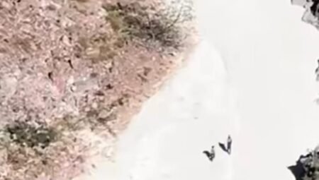 Viral Aksi Nekat Turun ke Kawah Gunung Ciremai, Pihak TNGC Beri Peringatan Keras