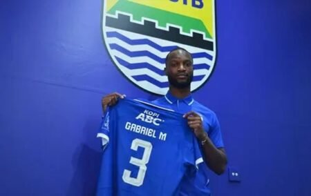Gabriel Mutombo Pilih Nomor 3 di Persib, Ini Alasannya Bikin Penasaran