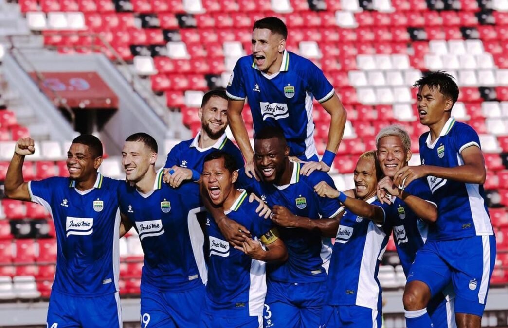 Bungkam Persija 2-1, Persib Bandung Amankan Tiket Final Piala Presiden 2026
