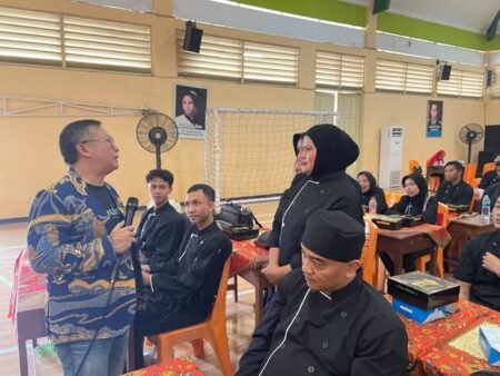 Bukan Sekadar Sertifikat! Abah Ucu Ungkap Alasan 125 Juru Masak SPPG Wajib Kompeten