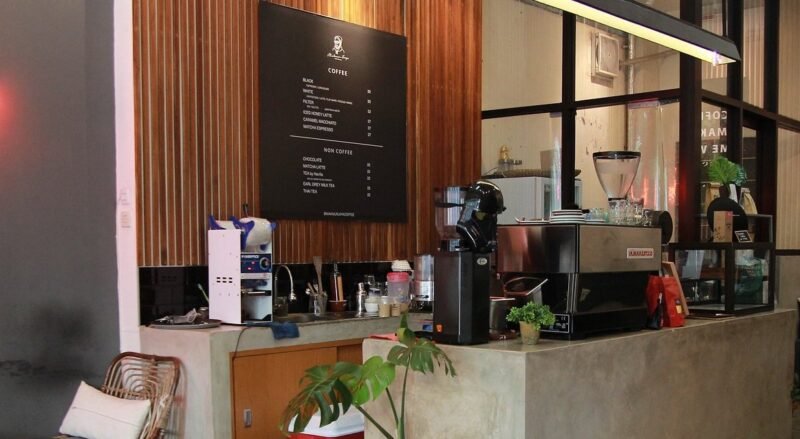 Cari Cafe Estetik di Bandung? Ini 5 Tempat Ngopi yang Wajib Masuk Daftar