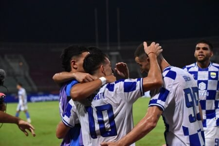 Jadwal Persib Oktober Makin Padat! Igor Tolic Hadapi Dilema Rotasi Pemain