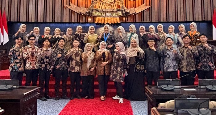 Dari Kampus ke Gedung DPR RI, KPMJ Ilmu Komunikasi UIN Bandung Pelajari Dunia Keprotokolan dan Kehumasan