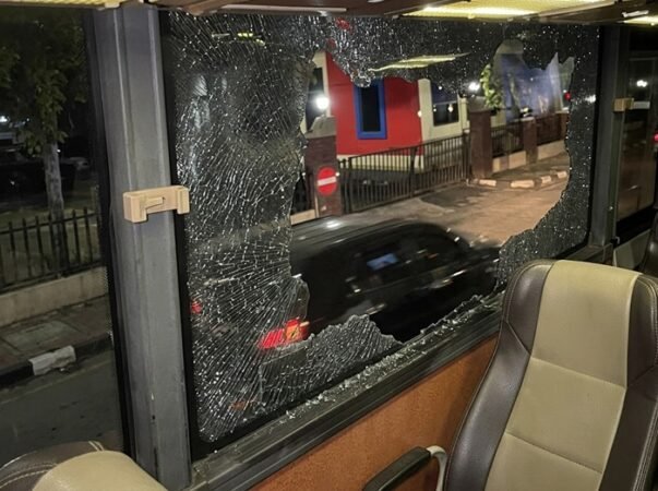 Bus Rusak hingga Koper Dijarah, Ini Kronologi Insiden yang Menimpa Rombongan Persib