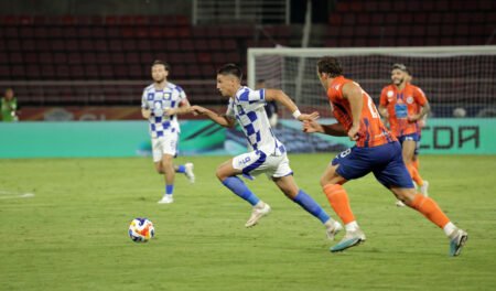 45 Menit Persib vs Port FC: Teja Jadi Penyelamat, Gol Tak Kunjung Datang